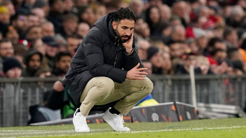 Bom Waktu di Old Trafford! Nasib Amorim di MU Di Ujung Tanduk?