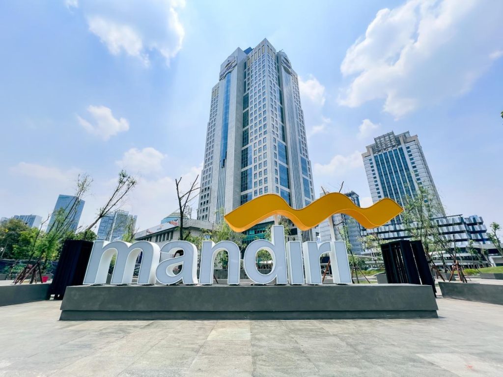 Bank Mandiri: Raih Prestasi Global!