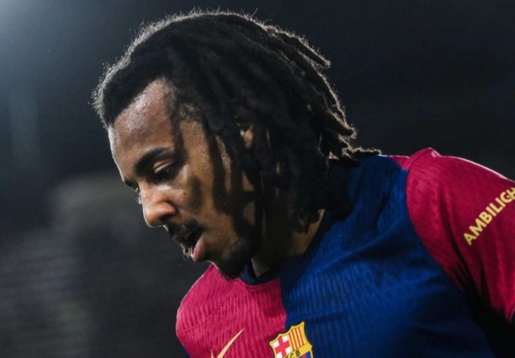 Kounde Tak Cukup? Barcelona Bidik Bek Kanan Baru!