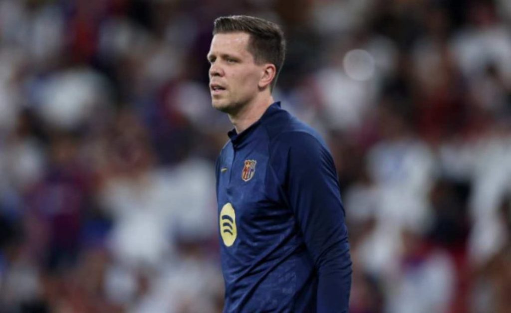 Szczesny di Persimpangan Jalan!