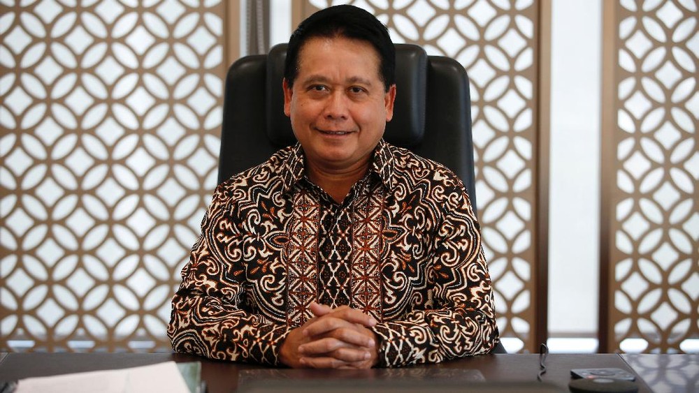 Bos Baru BRI, Sosoknya Bikin Pangling!