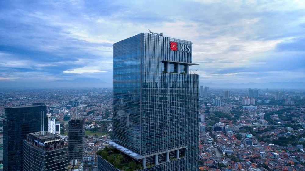 Rahasia DBS Indonesia: Dorong Bisnis Hijau, Raih Penghargaan Global!