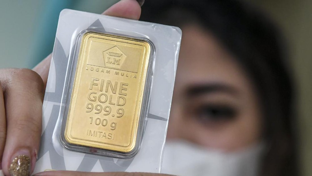 Emas Antam Tembus Rp1,8 Juta! Jelang Lebaran, Harga Naik Drastis