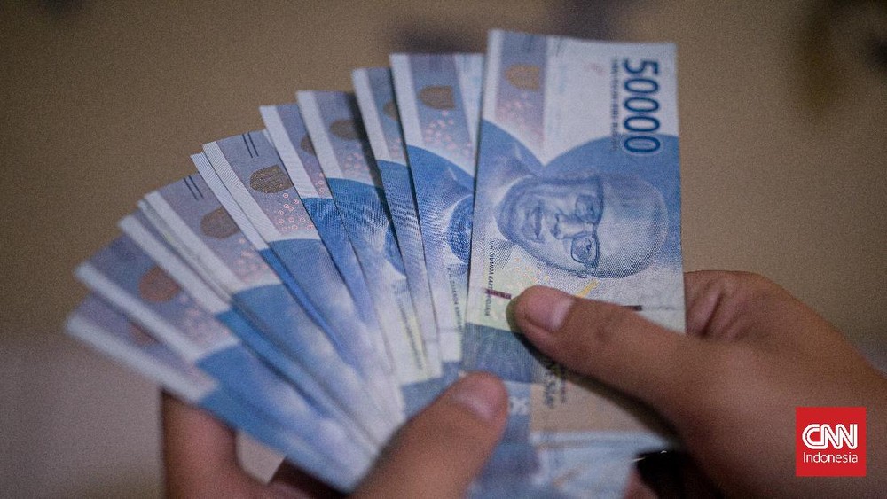Kades Sultan THR! Bagi-bagi Rp457 Juta ke Warga!