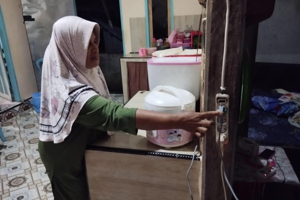 Listrik 24 Jam di 5 Pulau Maluku, Kado Ramadan dari PLN!