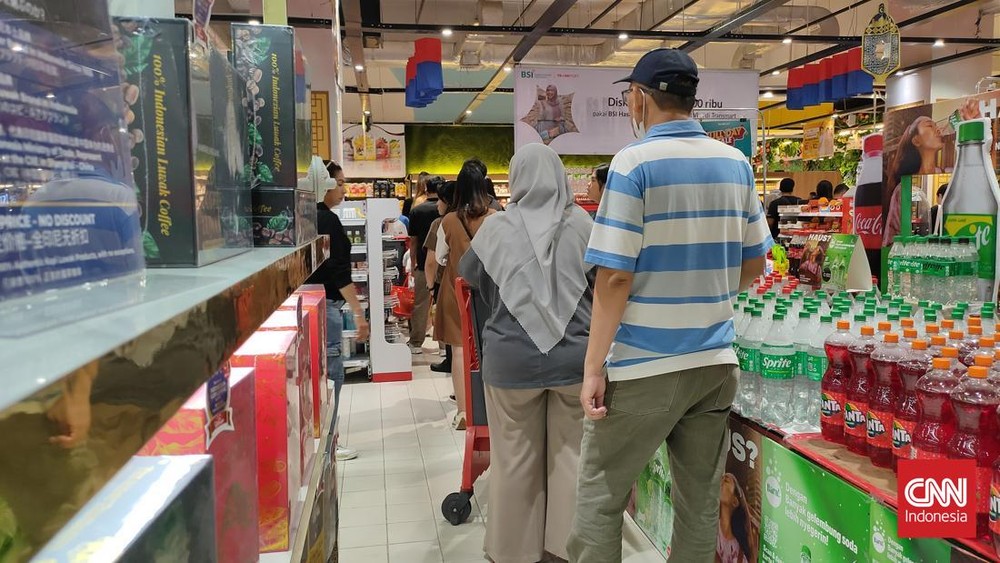 Ramai! Transmart Full Day Sale Banjir Pembeli Malam Takbiran