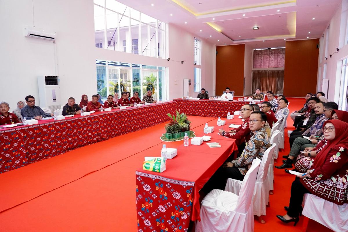 Rahasia Sukses Sulteng: Nusron Wahid Ungkap Kunci Penting!