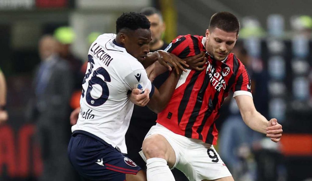 Barcelona Incar Bek Serie A! Tah Gagal, Lucumi Opsi?