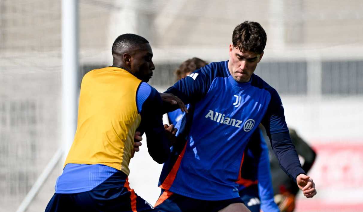 Setan Merah Incar Trio Striker, Tapi Jalannya Terjal!