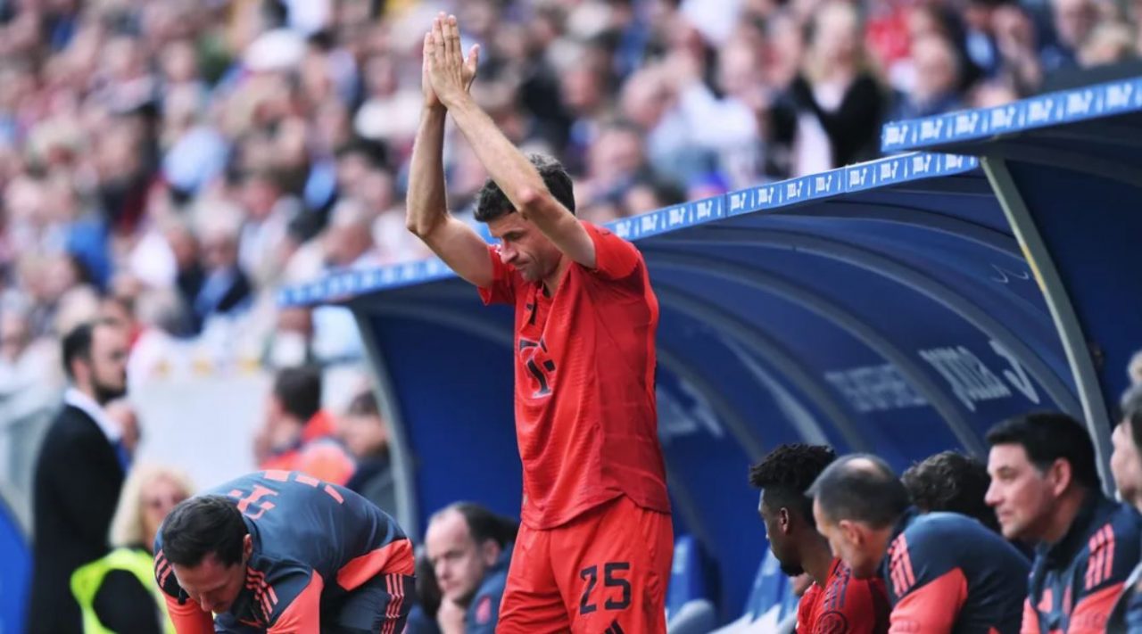 Muller Pamit, Tapi Legenda Bayern Belum Tutup!
