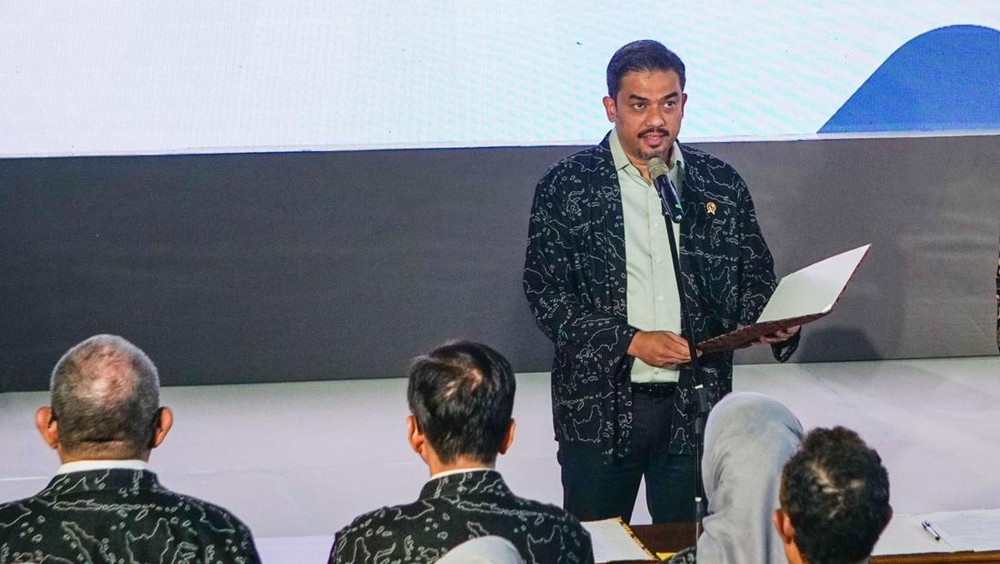  Ayam Widuran Pakai Minyak Babi? Menteri UMKM Bereaksi!