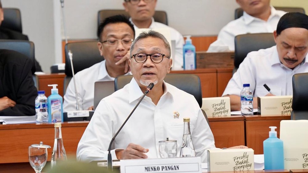 Koperasi Desa Merah Putih: Prabowo Pasang Badan!