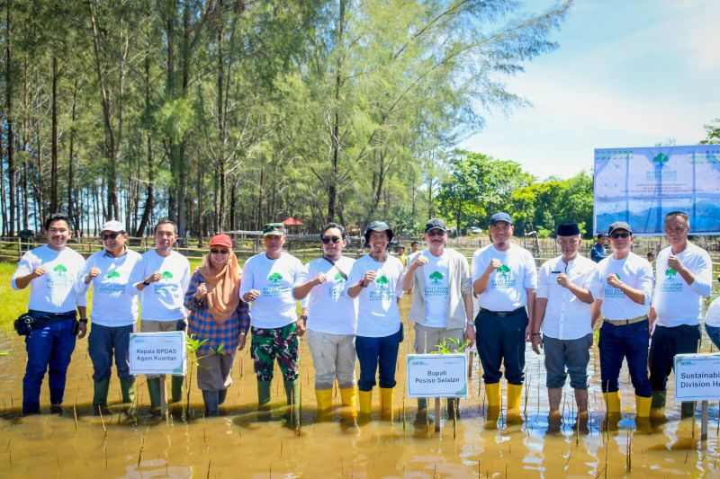 Mangrove PTBA: Selamatkan Bumi, Sejahterakan Negeri!