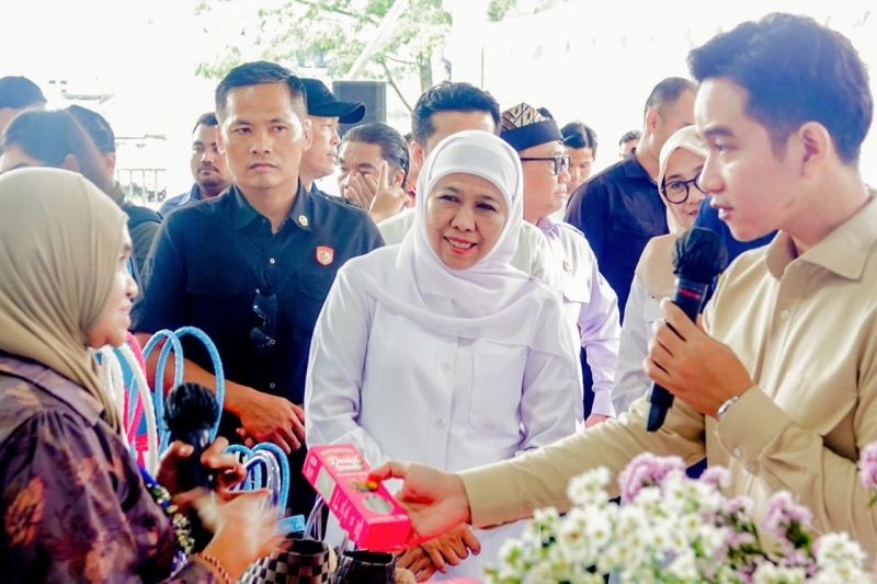 Judul Clickbait: Jatim Bebas Miskin Ekstrem? Ini Jurus Khofifah!
