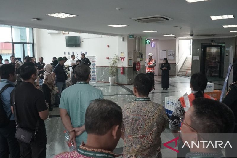 ASEAN Genjot Logistik! Barang Impor Lebih Cepat?