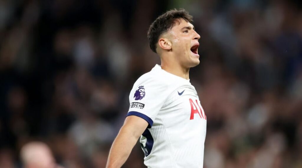Tajam! Spurs Siap Depak Striker Muda di Bursa Transfer?