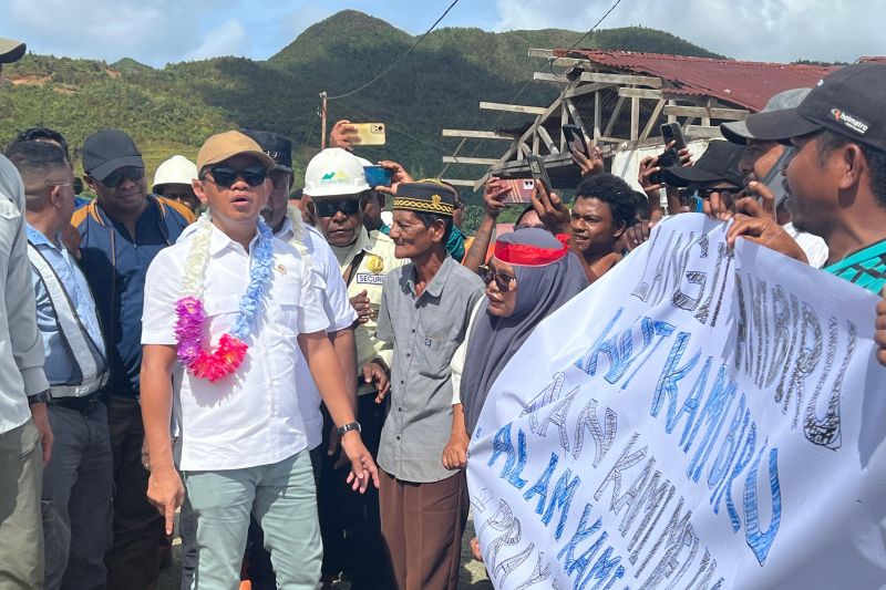 Tambang Nikel Raja Ampat Bermasalah? Bahlil Turun Tangan!