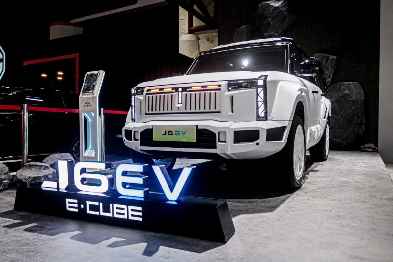 SUV Listrik Chery J6 Mengaspal! Harga Mulai 500 Jutaan