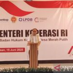 DIY Jadi Kiblat Koperasi Desa? Menkop Ungkap Fakta Ini!
