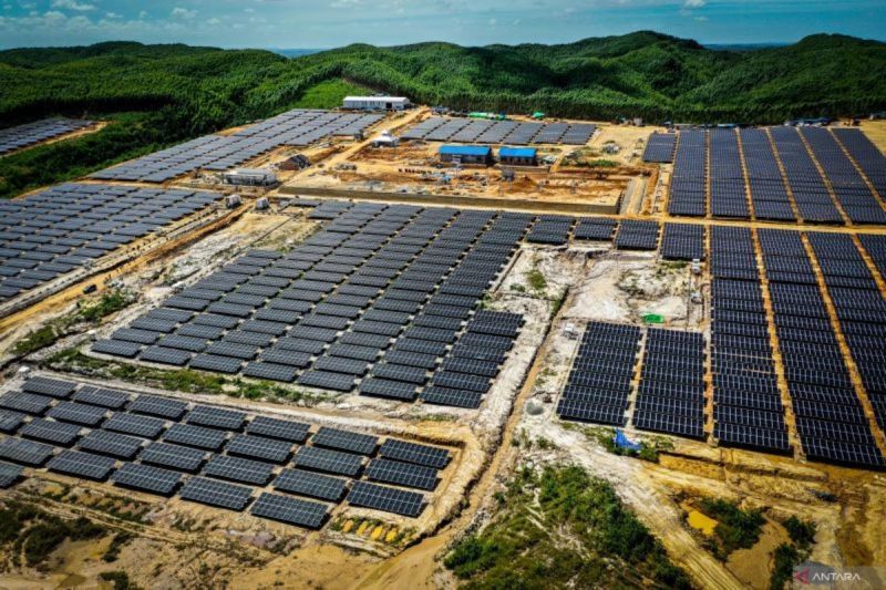 RI-Singapura Deal: Banjir Cuan & Lapangan Kerja EBT?