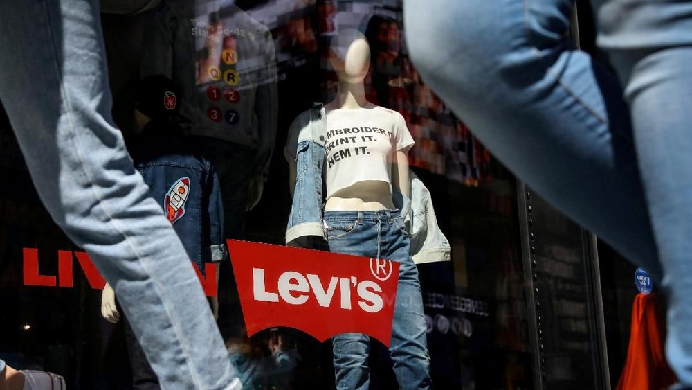 ZONE Pangkas Anak Usaha, Bagaimana Nasib Levi's & Puma?