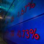  Bank Ini Terbang! Sahamnya Naik 200%, Ada Apa?