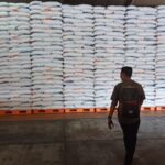  Beras Gratis! Ribuan Warga Kepri Full Senyum
