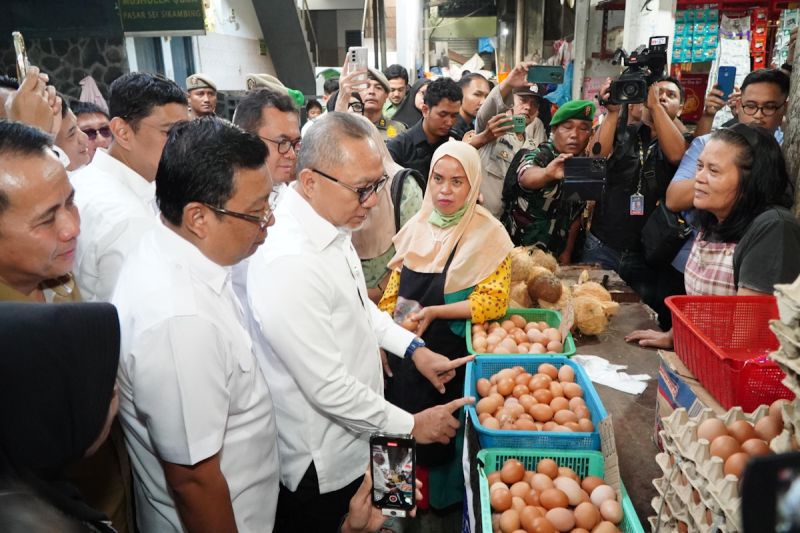 Harga Cabai Meroket! Bawang Ikut-Ikutan?