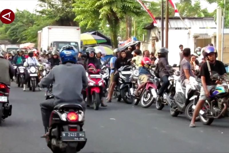  BBM Langka Meluas? Jatim Gercep Tambah Pasokan!