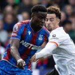 Liverpool Kejar Bek, Lupakan Striker Mahal Dulu?