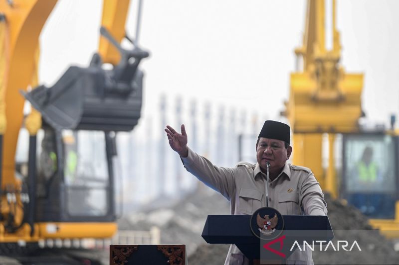 Industri RI di Ujung Tanduk? Ini Kata Ahli!