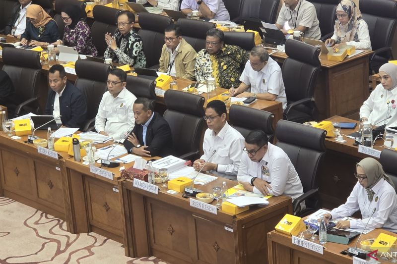  Produksi Minyak Bumi Melonjak! Target Tercapai?