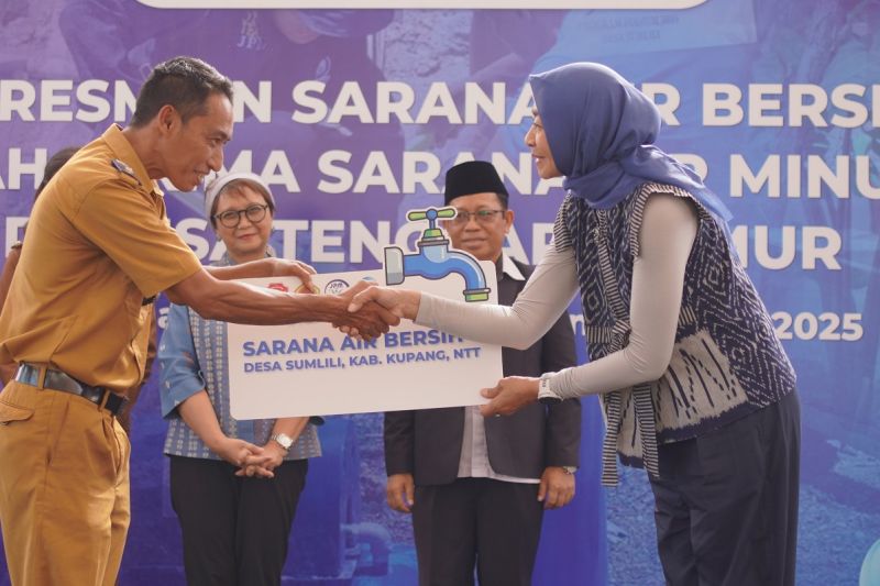  NTT Bebas Stunting? Danone Gelontorkan Bantuan Air Bersih!