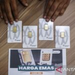Emas Antam Terbang Tinggi! Harga Sentuh Rekor Baru?