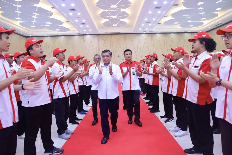 Indonesia Unjuk Gigi! Menaker Kirim Talenta Muda ke Filipina