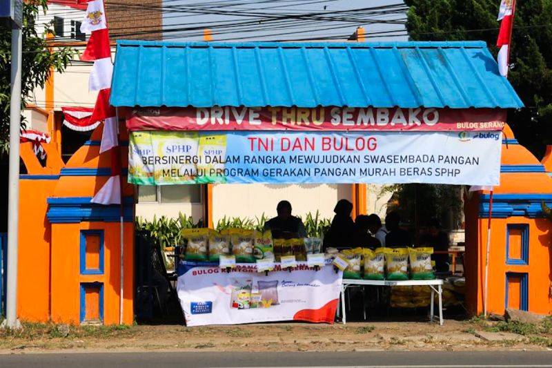 Beras Murah Meriah! Bulog Buka Layanan "Drive-Thru"