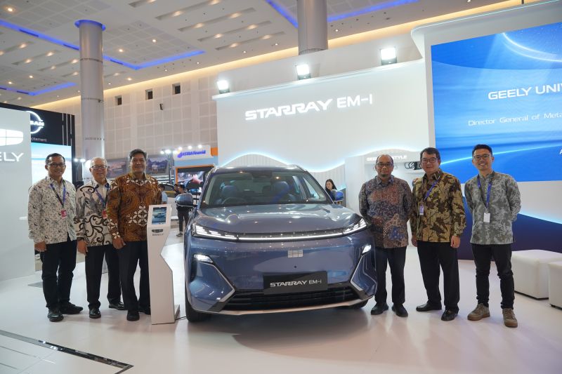 Geely Starray EM-i: Hybrid Canggih Harga Spesial!