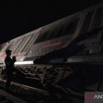 Ratusan Penumpang Terjebak? KAI Siapkan Solusi!
