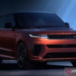 Range Rover Ditarik! Ada Apa dengan Suspensi?