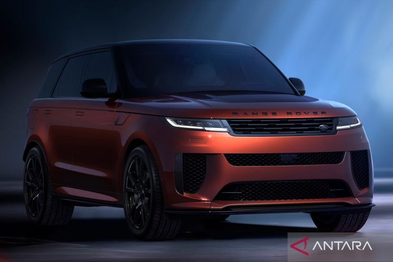 Range Rover Ditarik! Ada Apa dengan Suspensi?