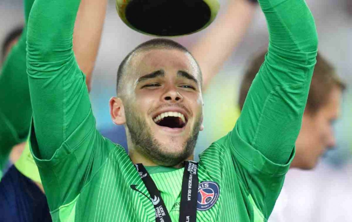 Kiper Baru PSG Curi Hati! Donnarumma Terlupakan?