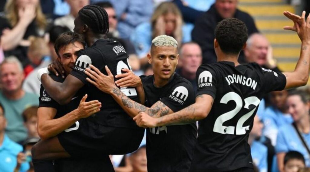 Spurs Hancurkan City! Transfer Bukan Jaminan Juara?