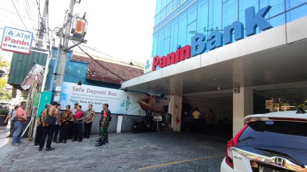 Bank Panin Incar Rp3,2 Triliun, Investor Merapat?