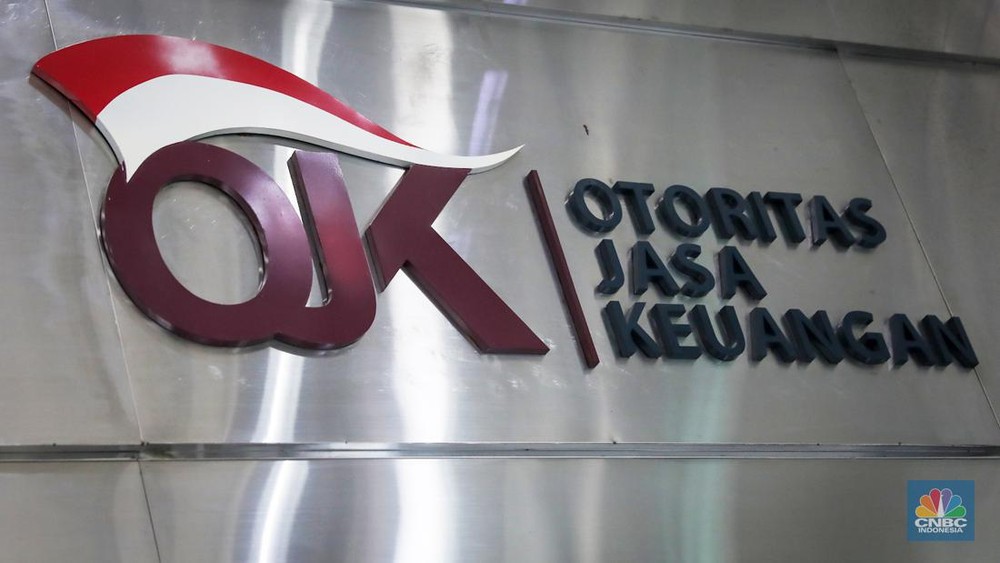 OJK Permudah Izin Investasi, Ada Apa?