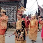 Pesona Minang! Parade Baju Adat Ikonik di Solok Selatan