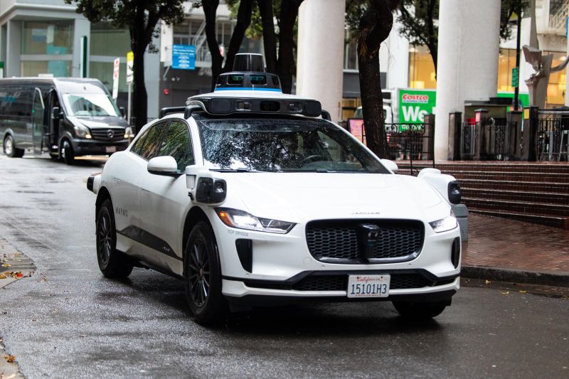 Robotaxi Waymo Resmi Mengaspal di New York!