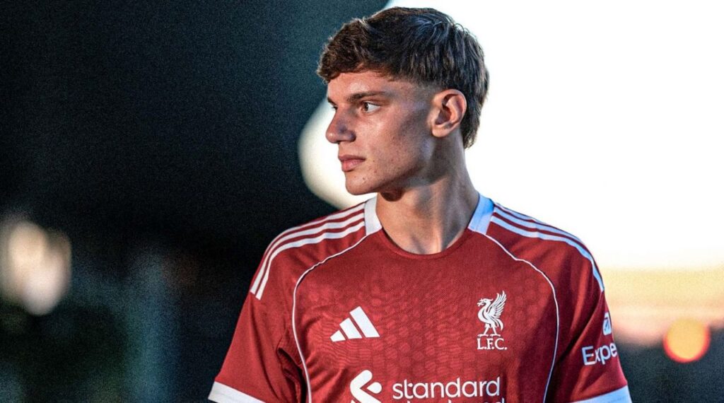 Van Dijk Jilid Dua Liverpool Temukan Berlian