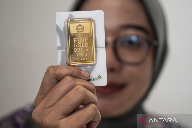 Emas Antam Terbang Tinggi Rekor Baru Terpecahkan