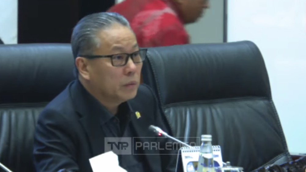 UU P2SK Direvisi DPR Ekonomi Bakal Terbang?