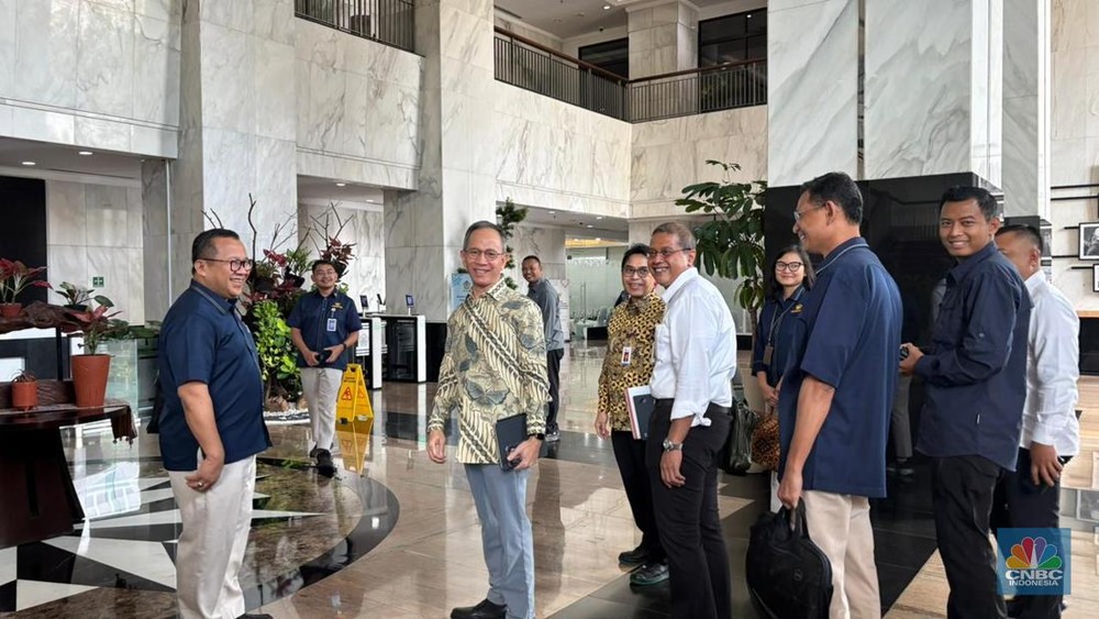 Rahasia Pertemuan Mendadak Bos OJK dan Menkeu Terungkap! 1 Rahasia Pertemuan Mendadak Bos OJK dan Menkeu Terungkap!